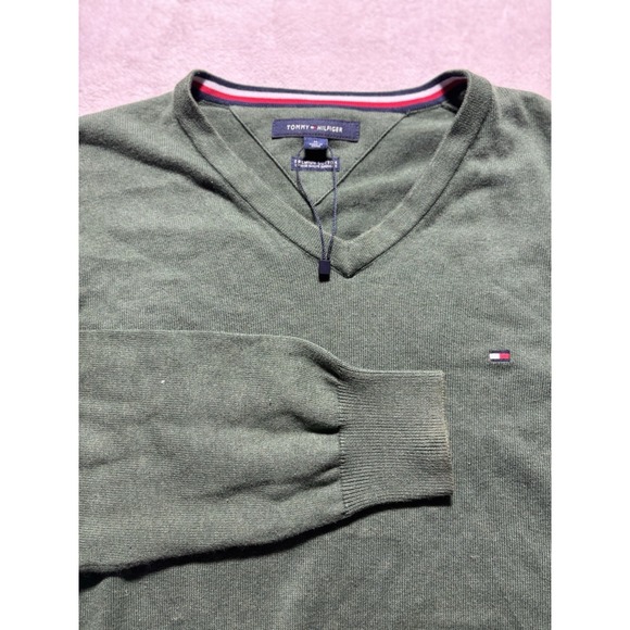 Tommy Hilfiger V Neck Premium Cotton Sweater Solid Green Men's Size Medium - Picture 3 of 7